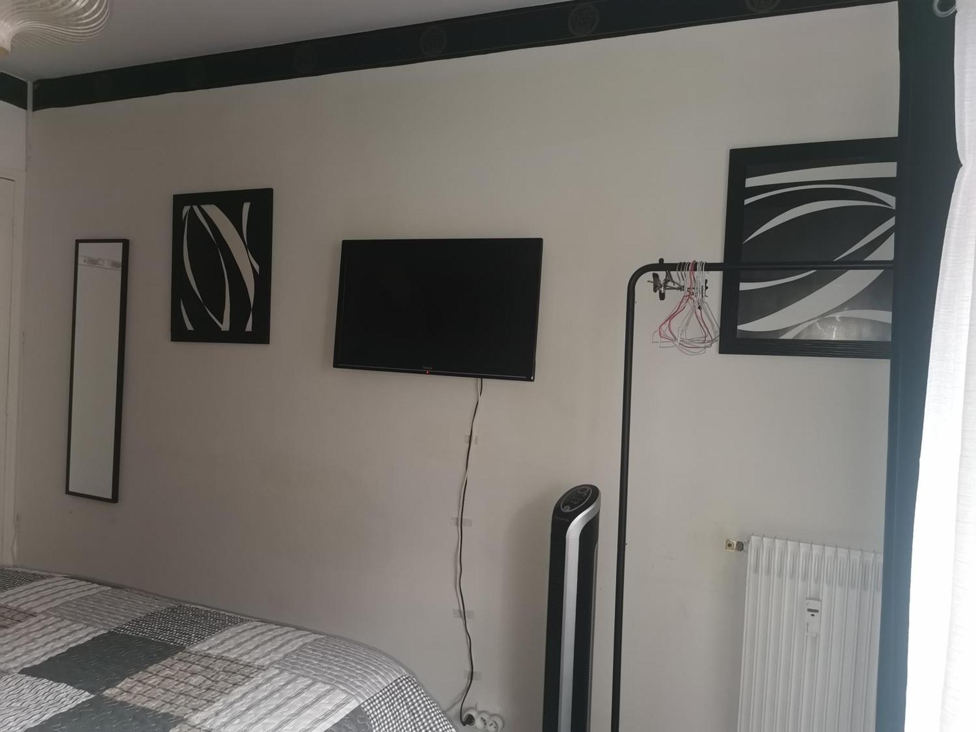 Chambre Chez L'Habitant - Room In The Owner'S Apartment نيس المظهر الخارجي الصورة